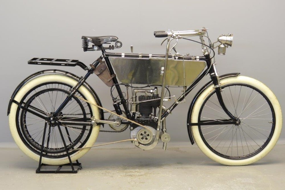 Старинный велоцикл Rochet MA 1903